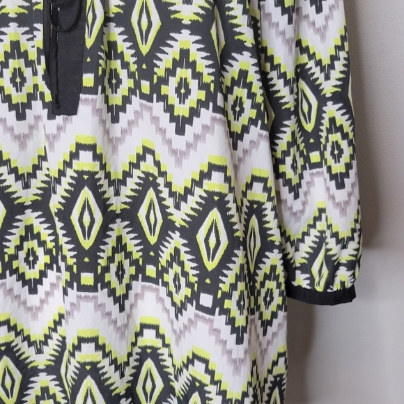 Daniel‎ Rainn Southwestern Print Peasant Top Size 2X - Picture 4 of 9